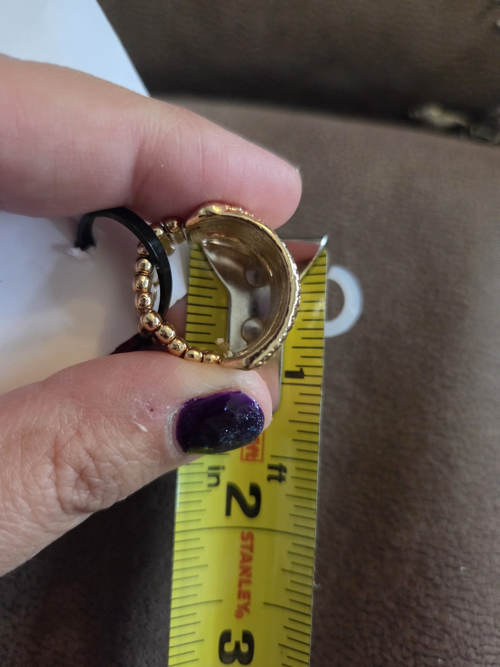 Gold Textured RING - Picture 4 of 4